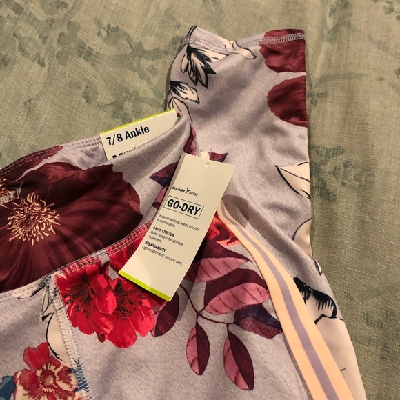 NWT cute print sporty leggings - Picture 2 of 3